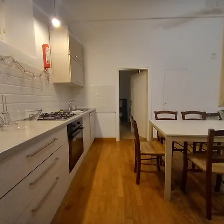 Cavour 46 First Apartament Florencja